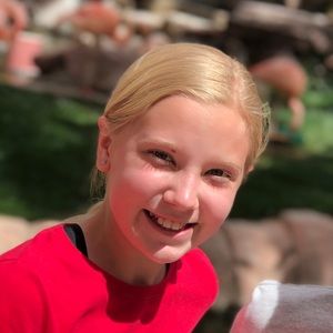 Meet your Posher, Ella